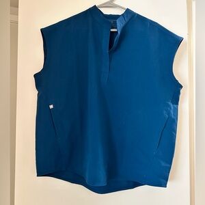 Figs scrub set - top and bottoms in Deep Reef